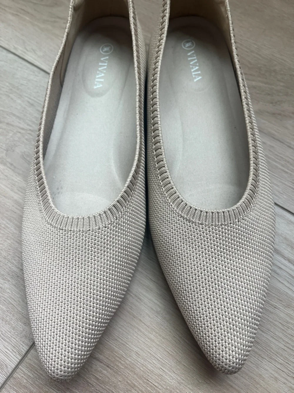 Vivaia Pointed-Toe Ballet Flats - Picture 3 of 8